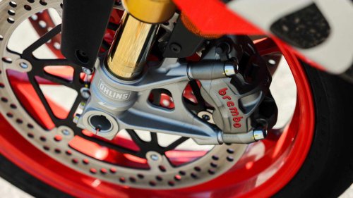 The streetfighter that nails performance, control, and everyday ease