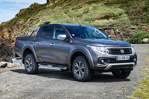 Los coches más raros de la badge engineering