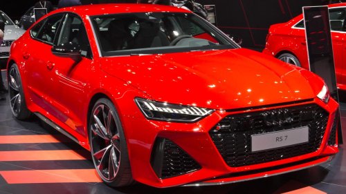 7 cars that hit hard the moment the throttle opens