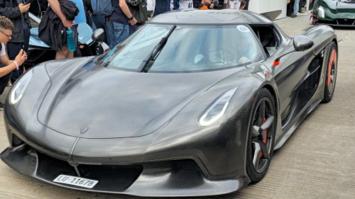 9 performance cars that continue to dominate in straight-line speed