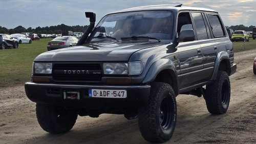 7 SUVs families kept for decades instead of replacing