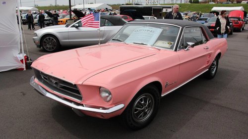 8 classic cars that still intimidate modern traffic