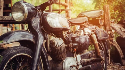 What's the average lifespan of a motorcycle engine?
