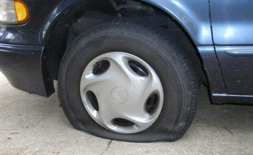 Here's why you really shouldn't drive on a flat tire