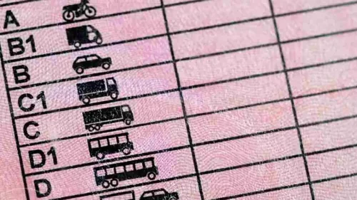 Aviso conductores: el permiso de conducir tiene nuevas restricciones a la circulación y así están afectando