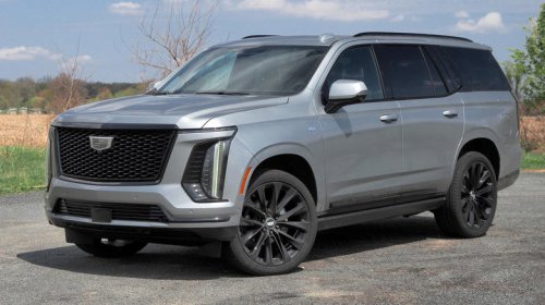 4 things I couldn't ignore while driving Cadillac's Escalade (which is very, very large)