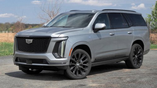 4 things I couldn't ignore while driving Cadillac's Escalade (which is very, very large)