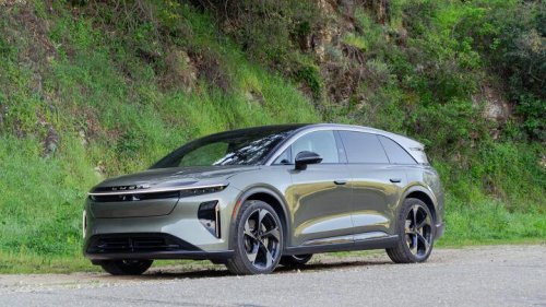 SUV, 3 row EV: Best all electric SUV people haulers