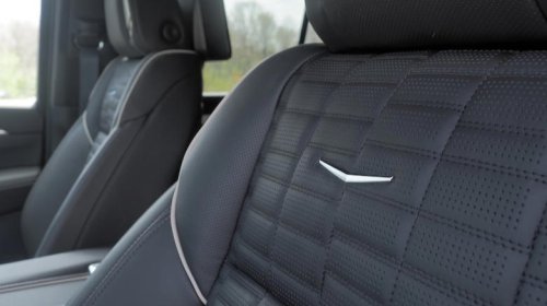 4 things I couldn't ignore while driving Cadillac's Escalade (which is very, very large)