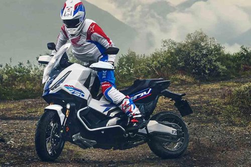 手軽で便利、ってだけじゃない! 走りの“質”だって高くて個性が光る 最新の中大型「進化系スクーター」3選