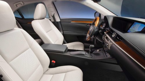 Lexus, This fuel-efficient used Lexus hybrid sedan holds onto its value like crazy
