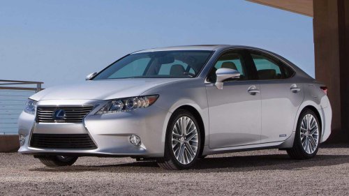 This fuel-efficient used Lexus hybrid sedan holds onto its value like crazy