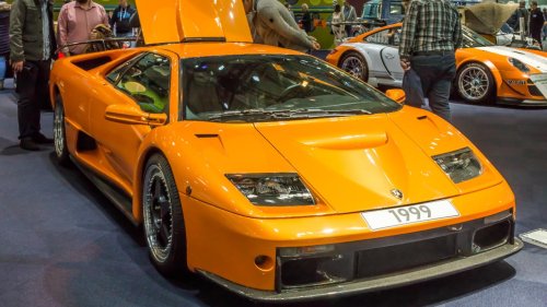 9 foreign performance cars that became legends without huge sales numbers