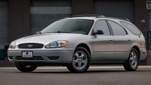 10 American sedans older buyers trust more than any Toyota