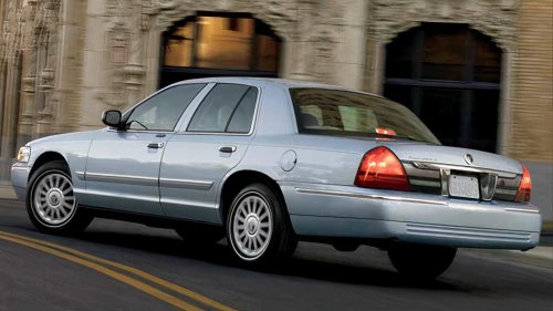 10 American sedans older buyers trust more than any Toyota