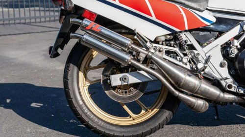1984-1986 Yamaha RZ500: The GP-Derived Two-Stroke V4 America