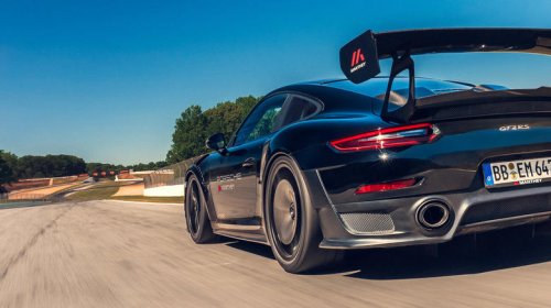 Porsche, Porsche 911, Manthey-modified Porsche 911 GT2 RS (the previous-gen car) topples C8 Corvette ZR1's Road Atlanta time