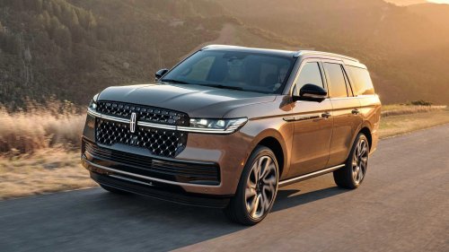 SUV, Rolls-Royce, The long-lasting American luxury SUV that feels like a Rolls-Royce inside