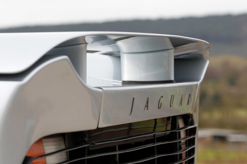 Jaguar XJ220: ¿Se maltrató este superdeportivo de los años 90?