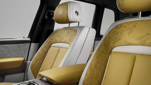 SUV, Rolls-Royce, The long-lasting American luxury SUV that feels like a Rolls-Royce inside