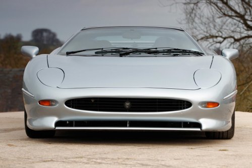 Jaguar, Jaguar XJ220: ¿Se maltrató este superdeportivo de los años 90?