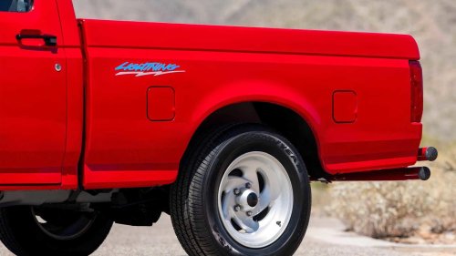Ford, Before Raptors, Ford built this 5.8-liter street truck
