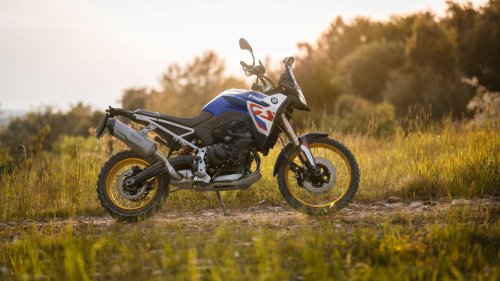 Adventure bike showdown: BMW F 900 GS vs. Honda Africa Twin