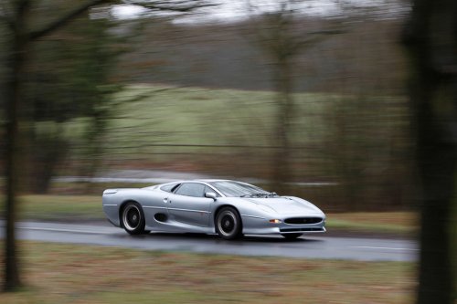 Jaguar XJ220: Has this 90s supercar been badly treated?