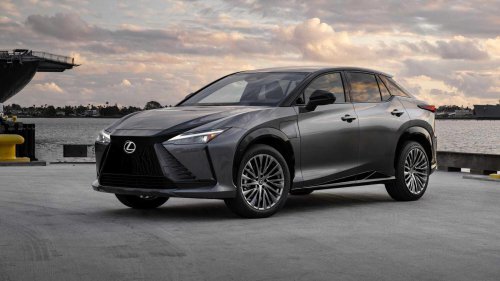 FWD cars that prove luxury doesn't only have rear- or all-wheel drive