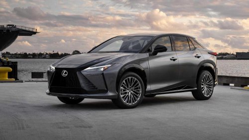 FWD cars that prove luxury doesn't only have rear- or all-wheel drive