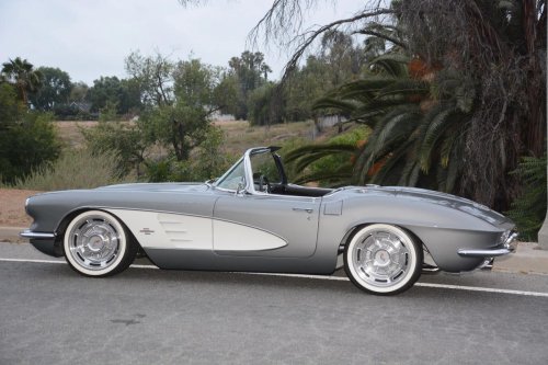 See the Benedict Castle Concours in 33 1/3 photos