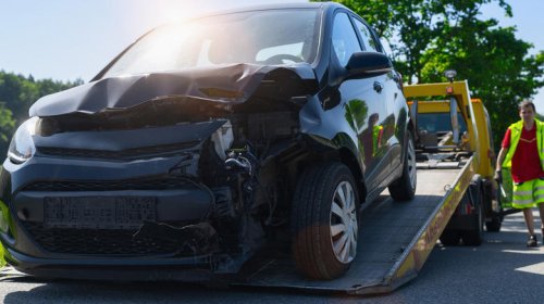Can you tow a car with another car?