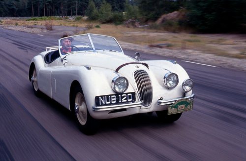 37 magníficas fotos de los magníficos coches Jaguar