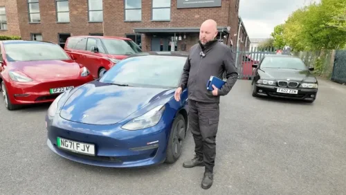 Tesla, UK man driving 245,000-mile Tesla Model 3 travels 1,300 miles in a week and it costs less than half a tank of gas