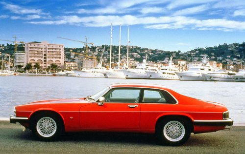 37 magníficas fotos de los magníficos coches Jaguar