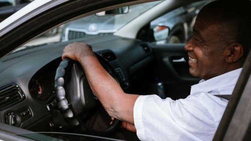 Car insurance for seniors: How to avoid getting scammed