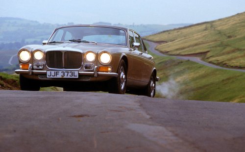 37 magníficas fotos de los magníficos coches Jaguar