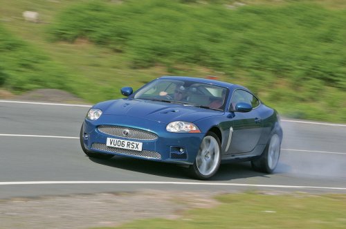 37 magníficas fotos de los magníficos coches Jaguar