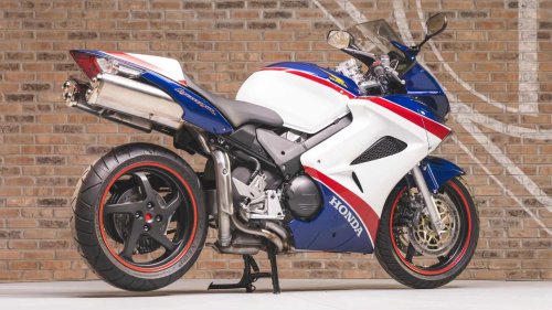 10 bikes from the 2000s that look better than modern machines