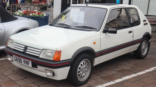 7 cars that proved lightweight performance still worked