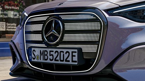 Mercedes' cost-cutting doom loop makes its older models the smartest luxury buys right now