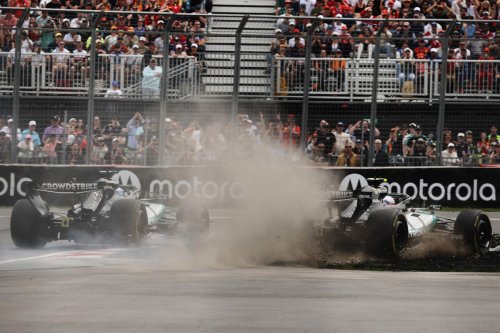 Mercedes salta por los aires