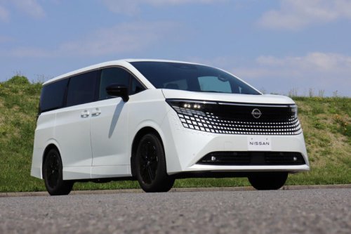 日産の新型エルグランドは大型ミニバンなのにユサユサしない!理由は?