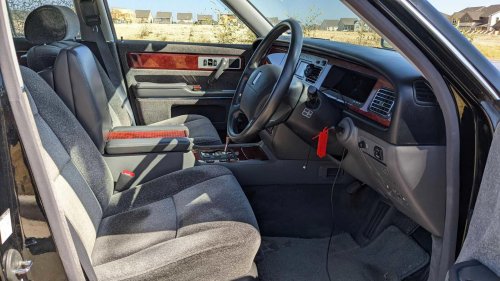 Toyota, Toyota’s yakuza limousine is shockingly affordable