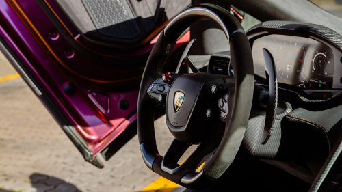 Probamos el Lamborghini Revuelto: la electrificación también puede tener alma, ruido y mucho carácter