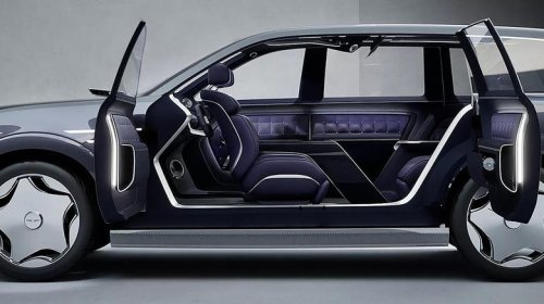 4 new cars that come with swivel seats