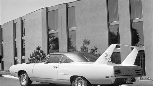 25 popular cars everyone wanted in the 1970s