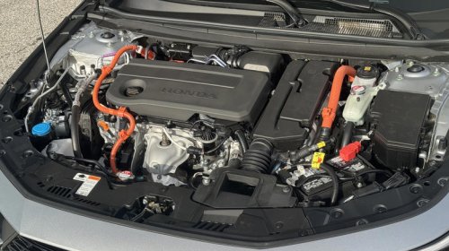 Honda, Honda Accord, Honda Accord Hybrid, Touring, The Honda Accord Hybrid Touring is an exceptionally good midsize sedan