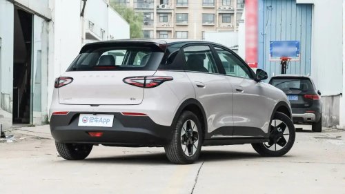 Geely, El Geely E2 se actualiza antes de empezar a fabricarse en España: el coche más vendido de China ahora tiene 460 km de autonomía
