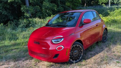 Fiat, Even the nearly perfect 2024 Fiat 500e has flaws, downsides, and even the occasional con